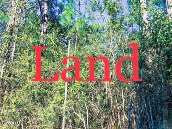 11046 Pelican Street, Bay Saint Louis, MS 39520