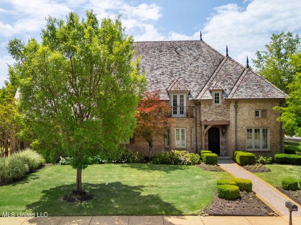 4891 N Fleur De Lis, Olive Branch, MS 38654