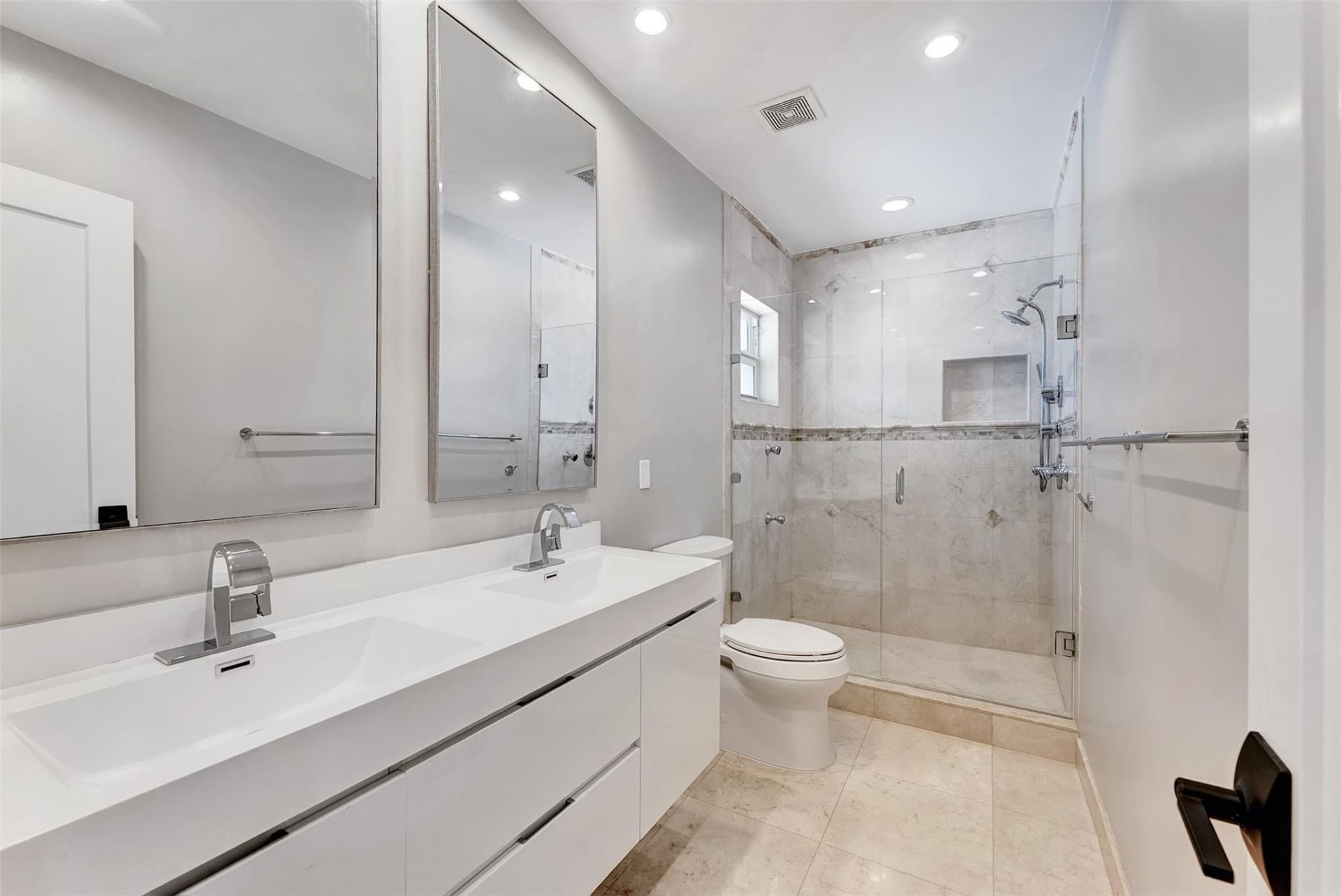 2821 NE 59th Street, Fort Lauderdale, FL 33308 Photo