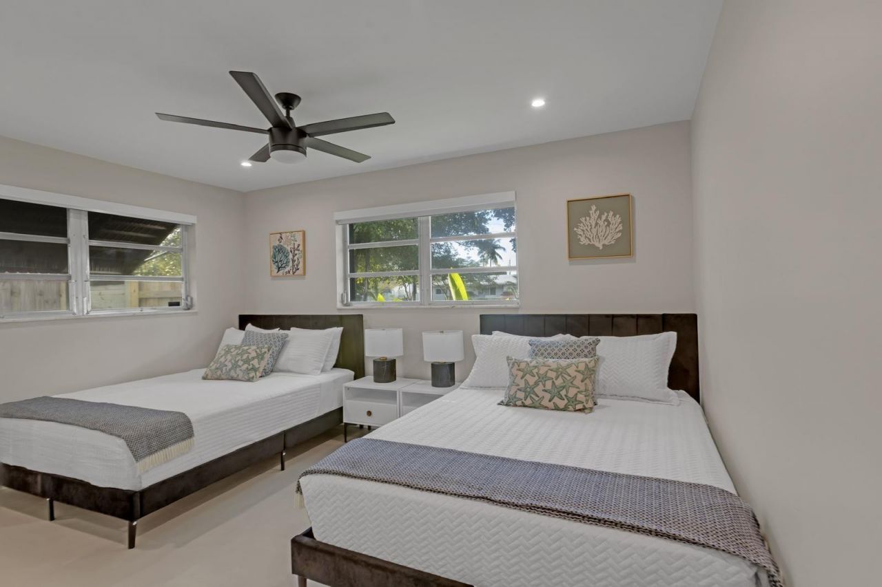 755 S Rainbow Drive, Hollywood, FL 33021 Photo