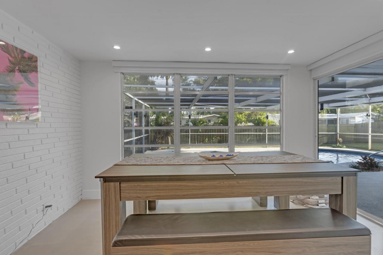 755 S Rainbow Drive, Hollywood, FL 33021 Photo