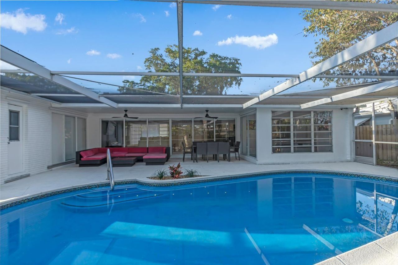 755 S Rainbow Drive, Hollywood, FL 33021 Photo