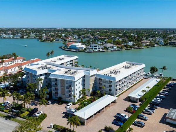 3000 Gulf Shore BLVD N, Unit 214, NAPLES, FL 34103