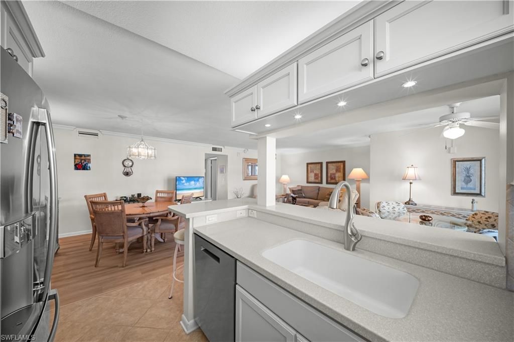 3000 Gulf Shore Blvd N, Unit 214, Naples, FL 34103 Photo