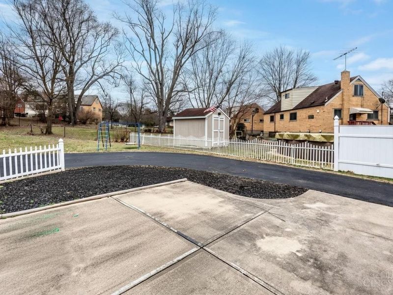 5600 Antoninus Drive, Green Township, OH 45238 Photo 22