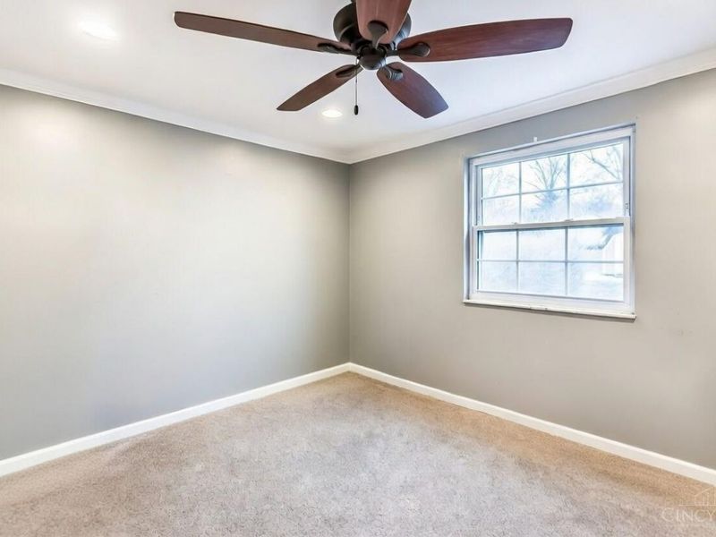 5600 Antoninus Drive, Green Township, OH 45238 Photo 7