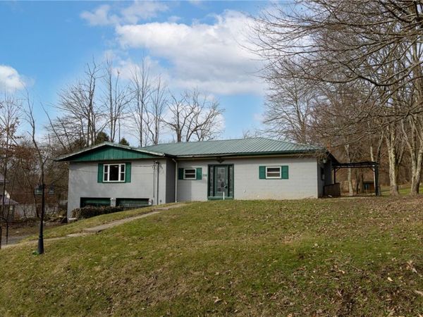 216 Kiester House Rd, Slippery Rock, PA 16057