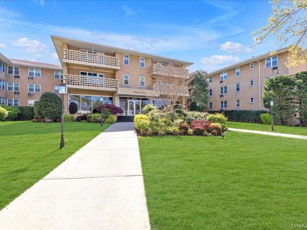 490 Atlantic Avenue, Unit 330, East Rockaway, NY 11518