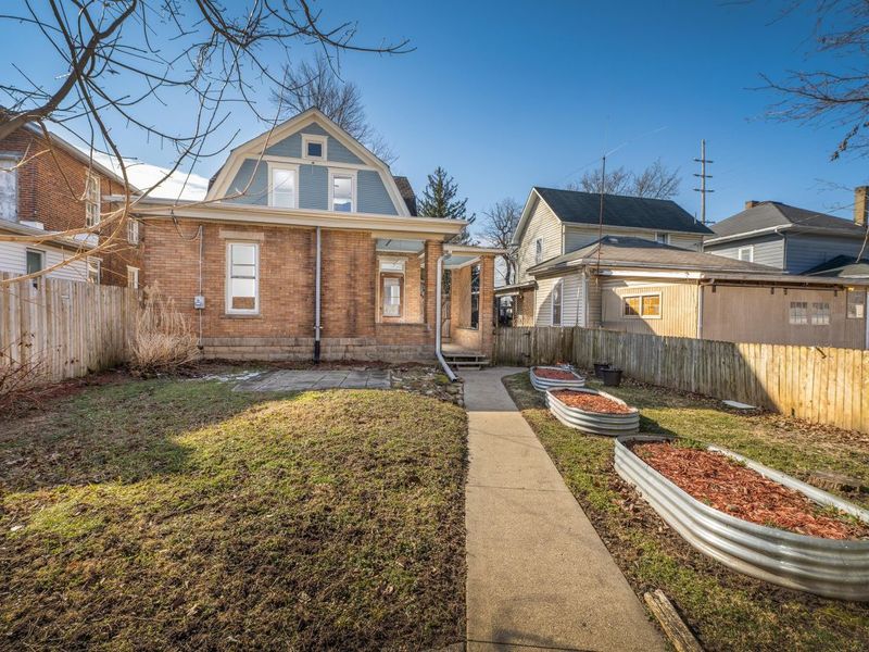 907 W High Street , Mount Vernon, OH 43050 Photo 5