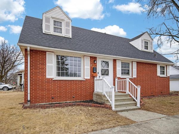 1724 39th STREET, Kenosha, WI 53140