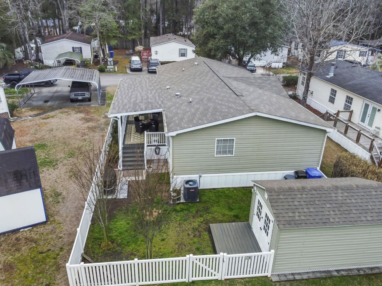 904 Southpark Dr. Photo 23