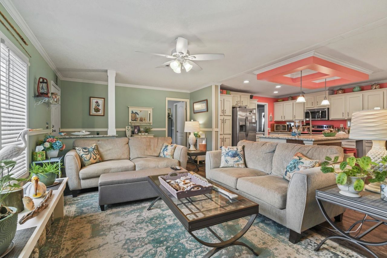 904 Southpark Dr. Photo 4