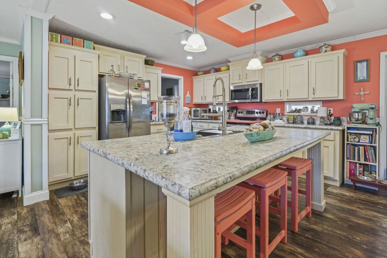 904 Southpark Dr. Photo 7