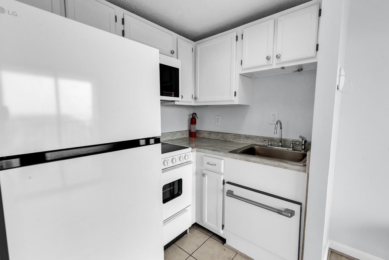 5905 S Kings Hwy. Photo 11