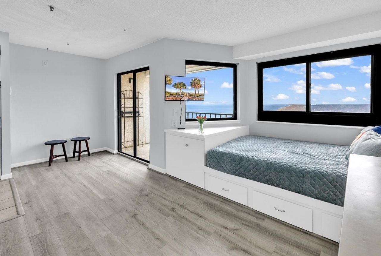 5905 S Kings Hwy. Photo 6