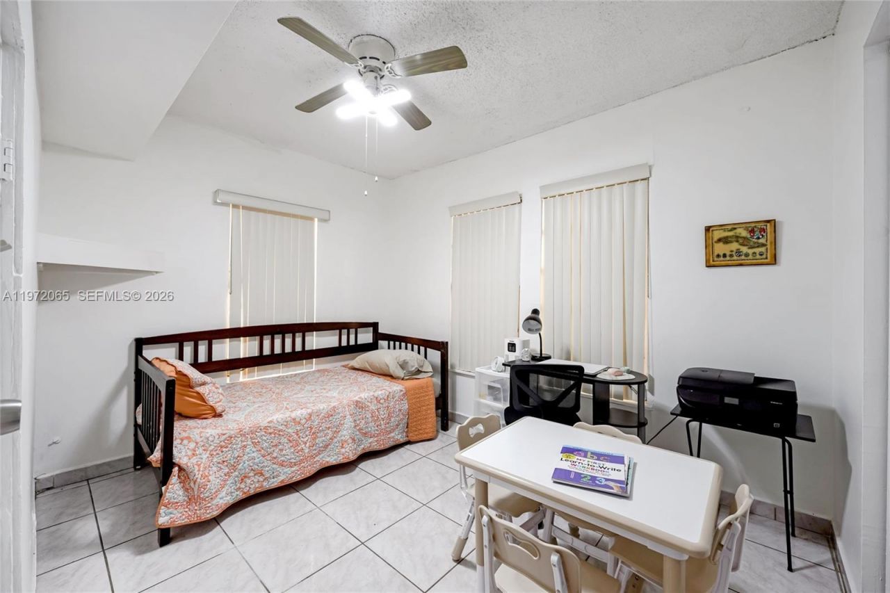 4318 E 8th Ct , Hialeah, FL 33013 Photo