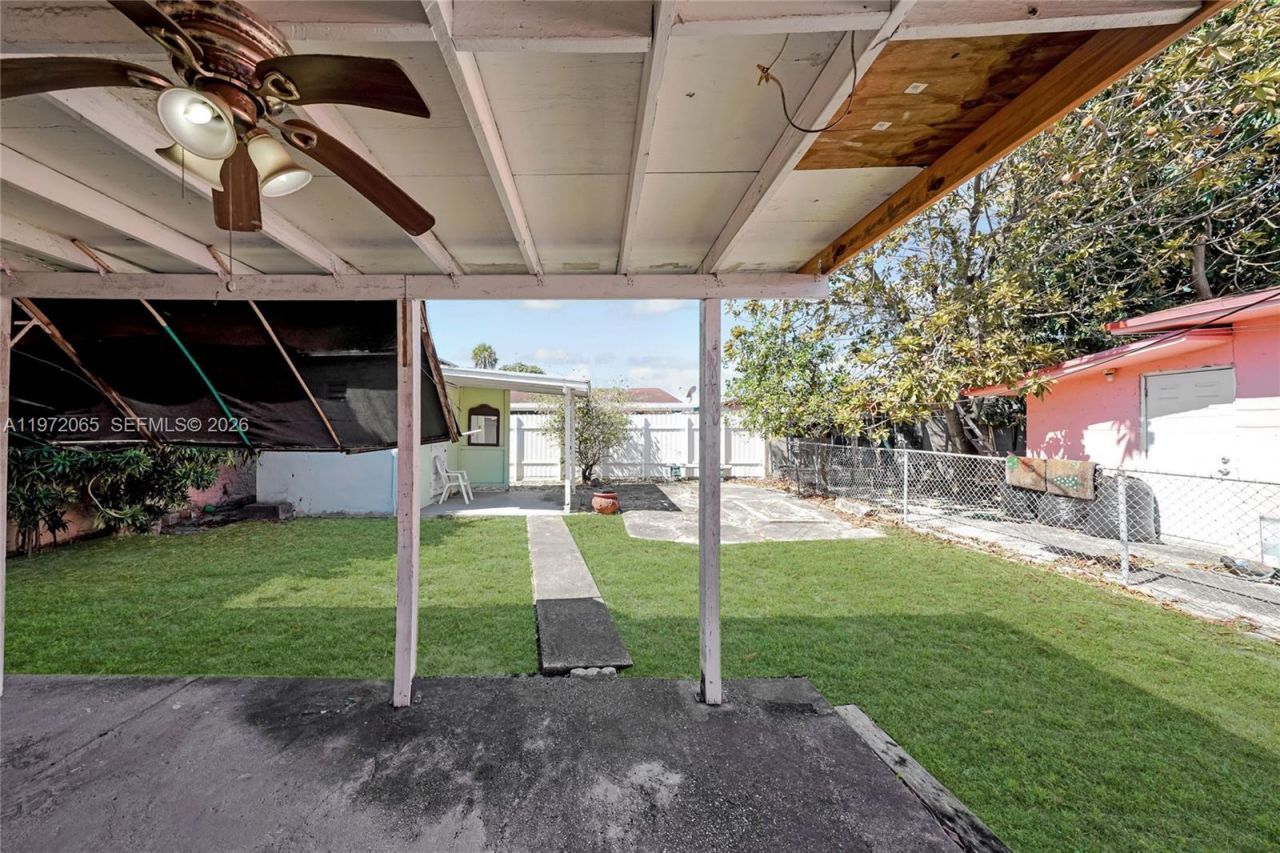 4318 E 8th Ct , Hialeah, FL 33013 Photo