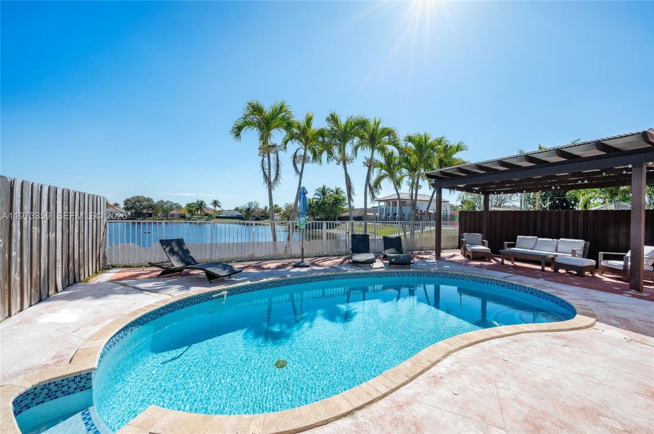 3511 SW 154th Ct, Miami, FL 33185 Photo