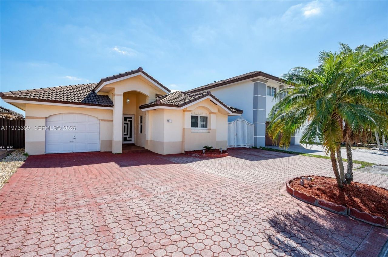 3511 SW 154th Ct, Miami, FL 33185 Photo