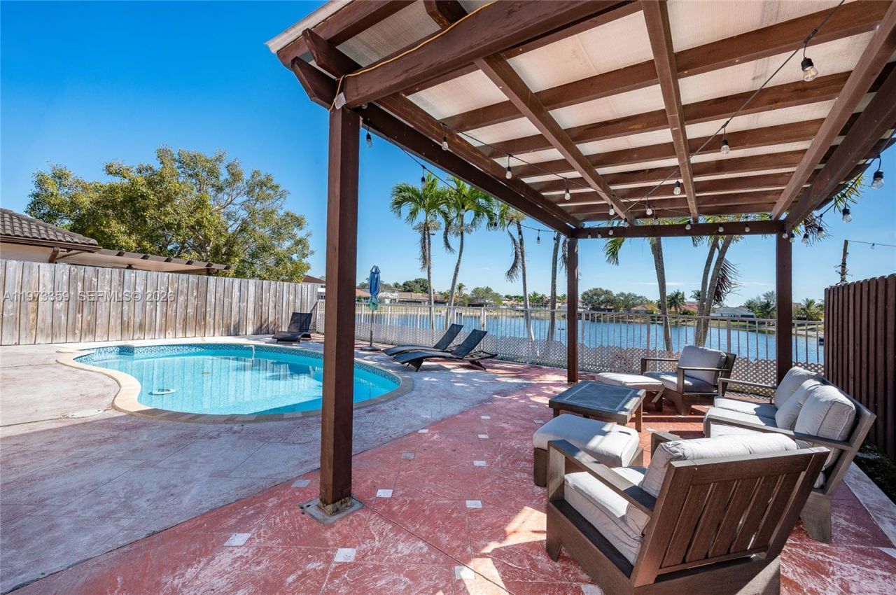 3511 SW 154th Ct, Miami, FL 33185 Photo