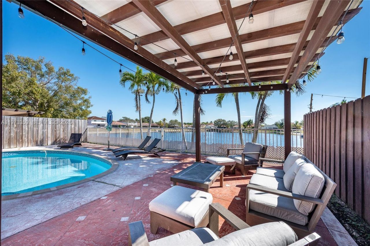 3511 SW 154th Ct, Miami, FL 33185 Photo