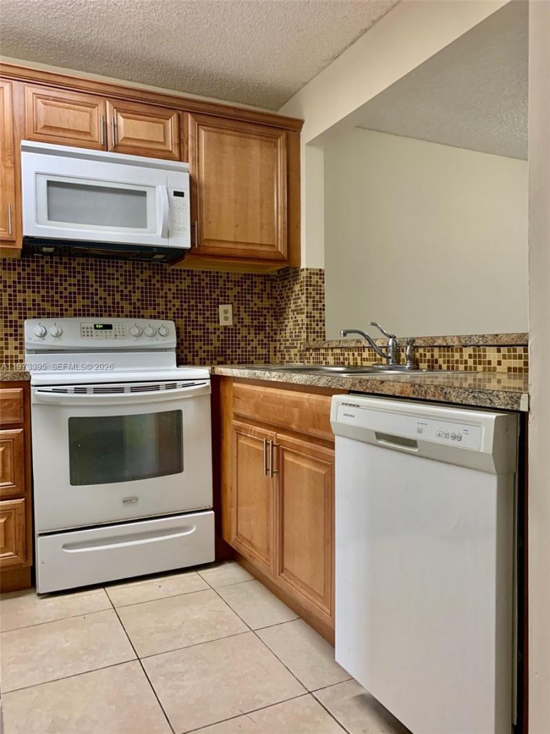 9516 SW 140th Ct , Unit 9516, Miami, FL 33186 Photo