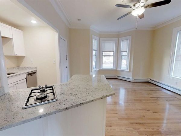 65 Walden St, Unit 1F, Somerville, MA 02140