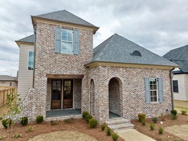 326 Fairpark Dr., Tupelo, MS 38804