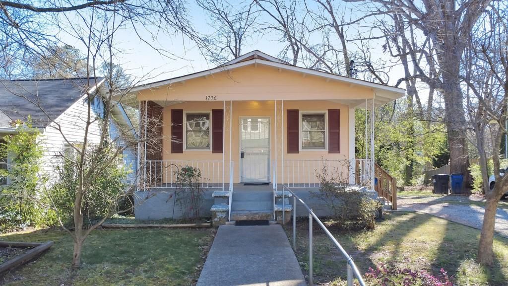 1776 Spring Avenue, East Point, GA 30344 Main Photo