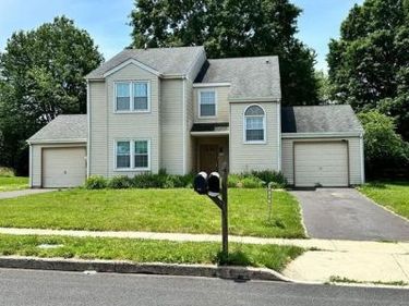 214 SPRING HOUSE LN, TELFORD, PA 18969
