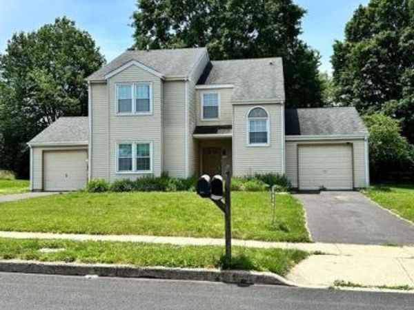 214 SPRING HOUSE LN, TELFORD, PA 18969