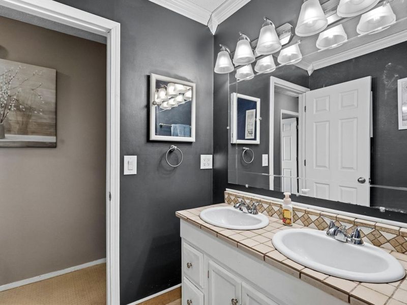 3939 Marsha Drive, Columbus, OH 43207 Photo 22