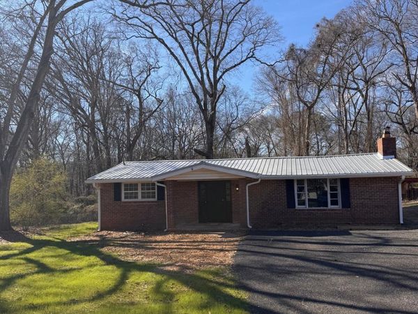 9 E Magnolia Drive, Newnan, GA 30263