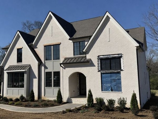 835 Brook Hollow Rd , Nashville, TN 37205