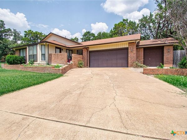 821 Cedar Ridge Street , Harker Heights, TX 76548
