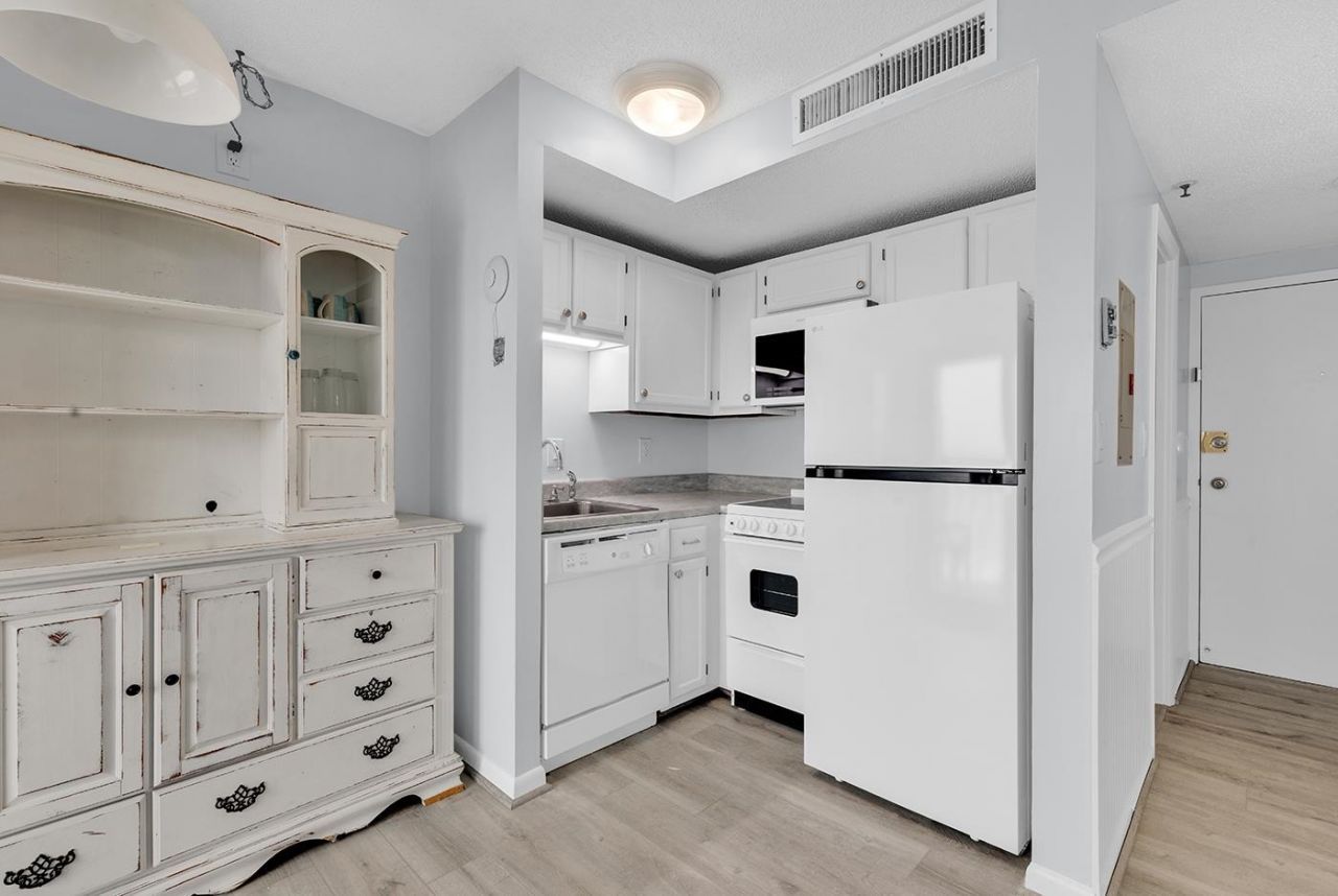 5905 S Kings Hwy. Photo 10