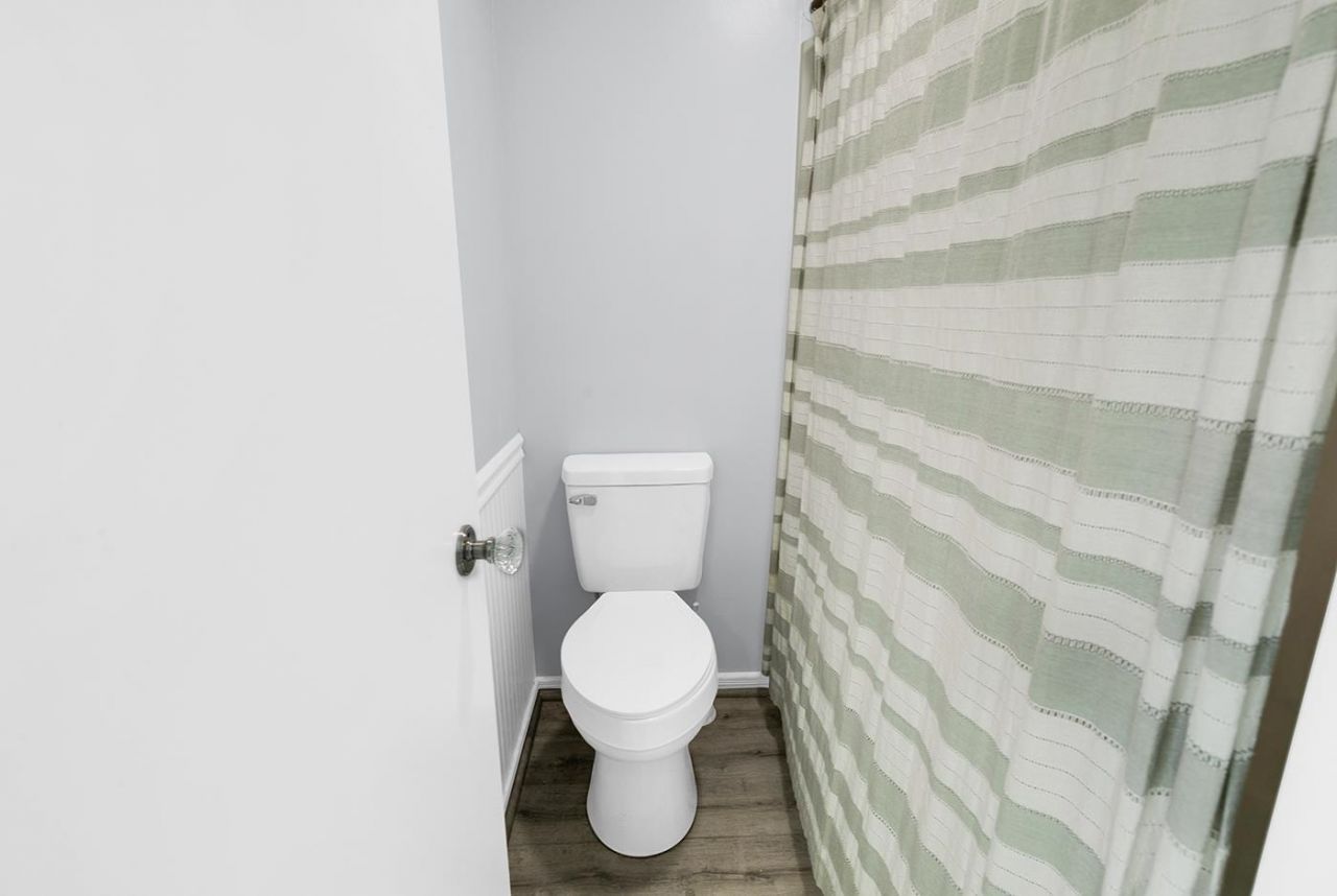 5905 S Kings Hwy. Photo 12