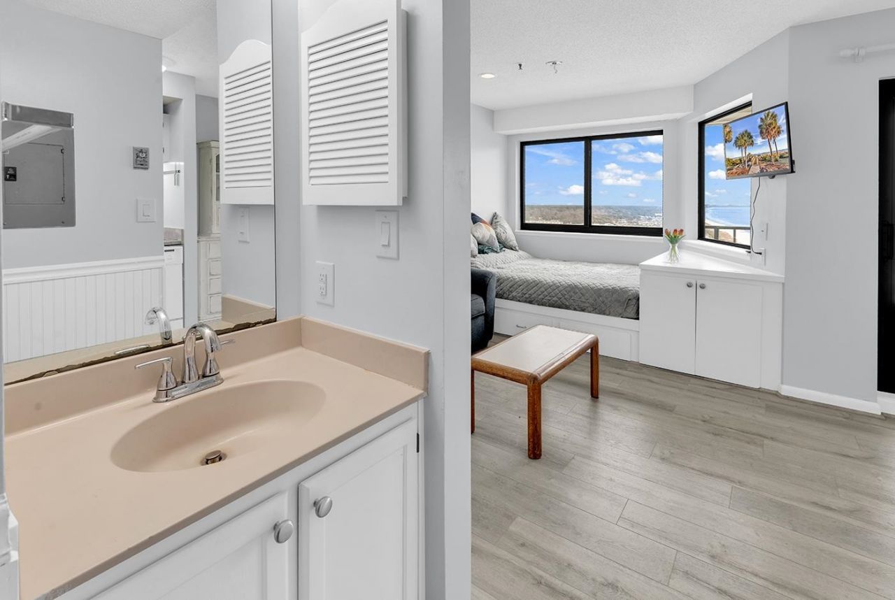 5905 S Kings Hwy. Photo 6