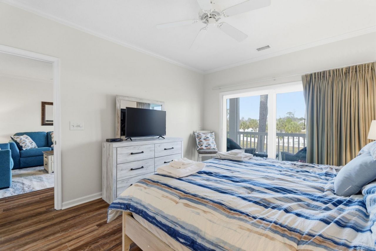 601 Hillside Dr. N Photo 44