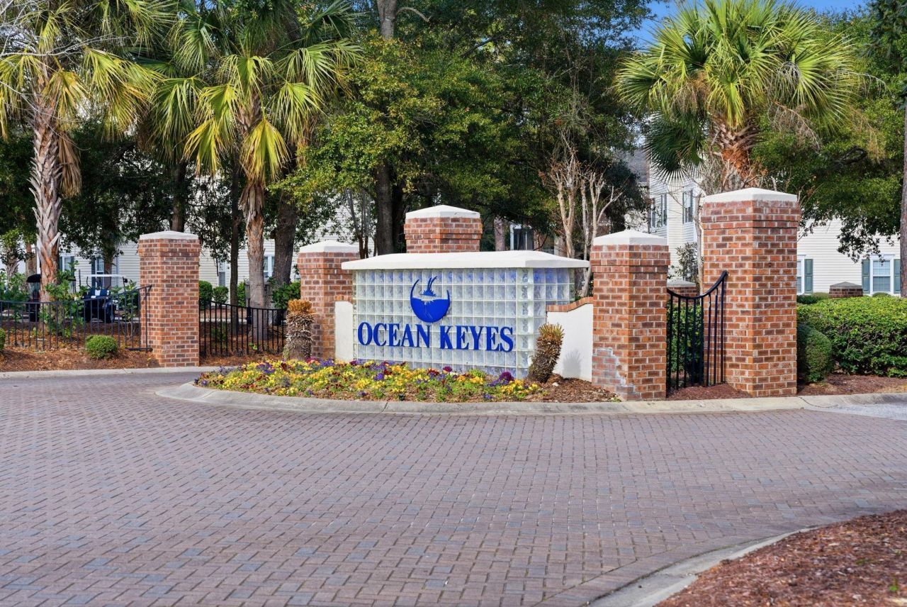 601 Hillside Dr. N Photo 54