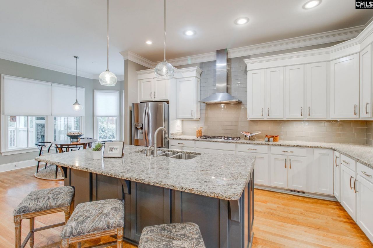 934 Battenkill Court  Photo 11