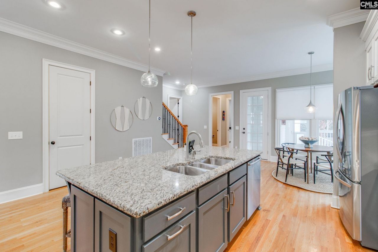 934 Battenkill Court  Photo 14