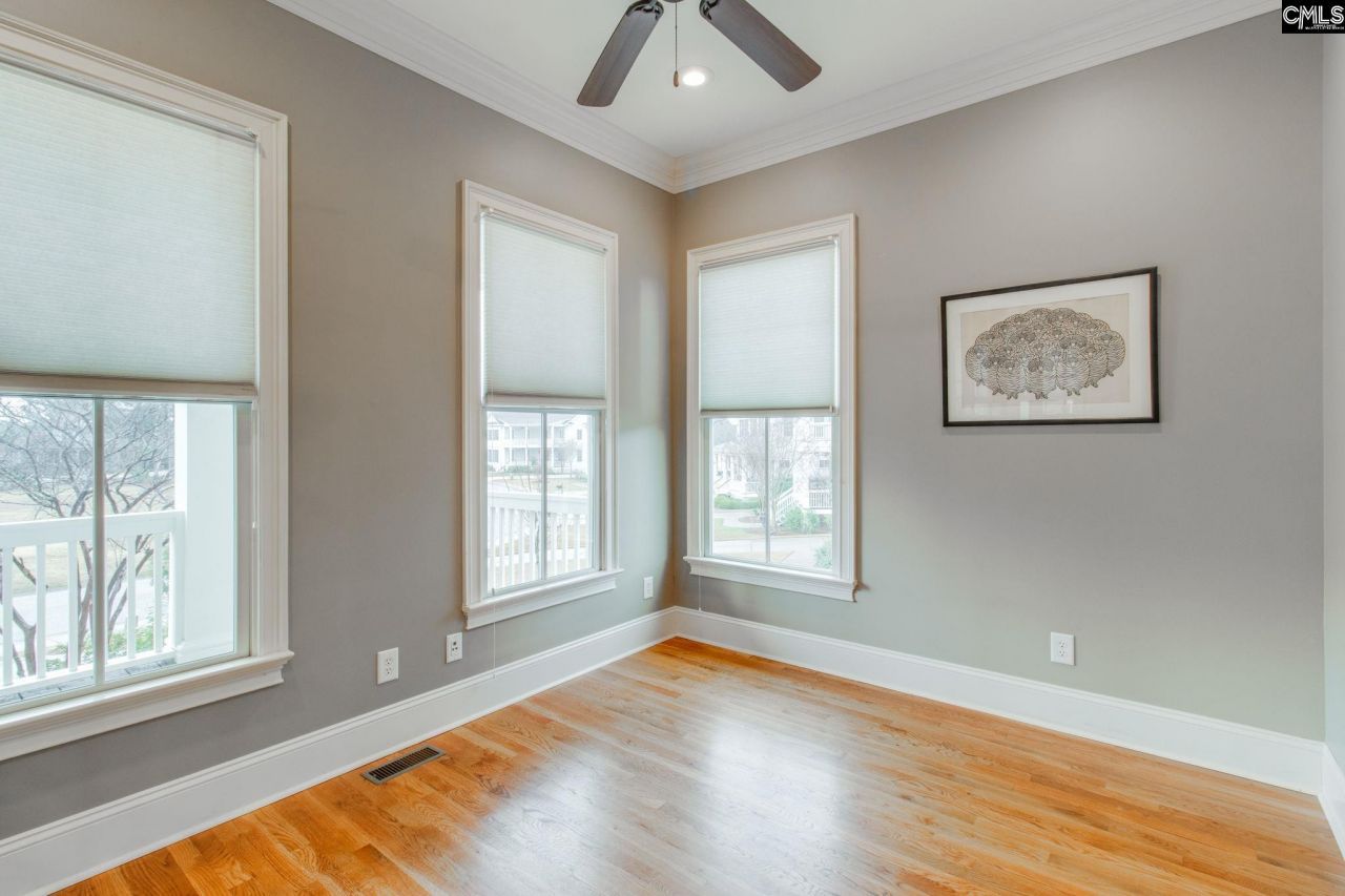 934 Battenkill Court  Photo 16