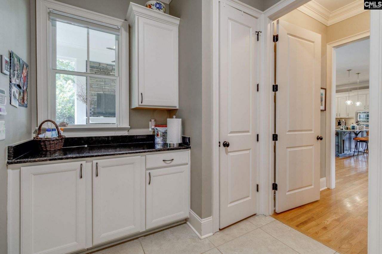 934 Battenkill Court  Photo 26