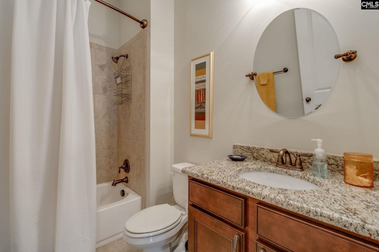 934 Battenkill Court  Photo 32