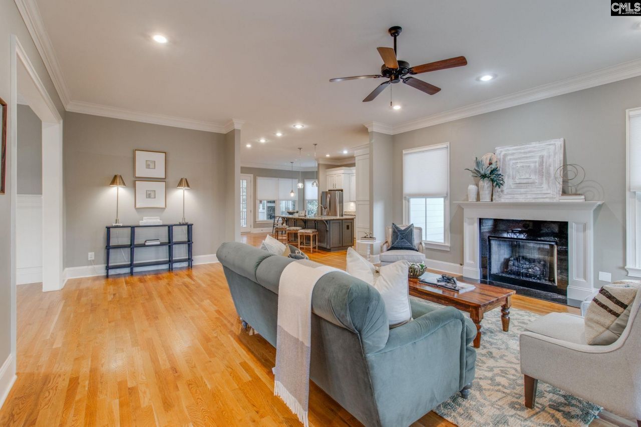 934 Battenkill Court  Photo 7