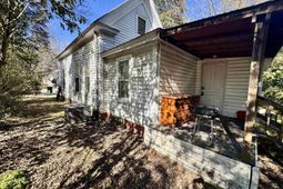 127 S Dennis Avenue photo 4