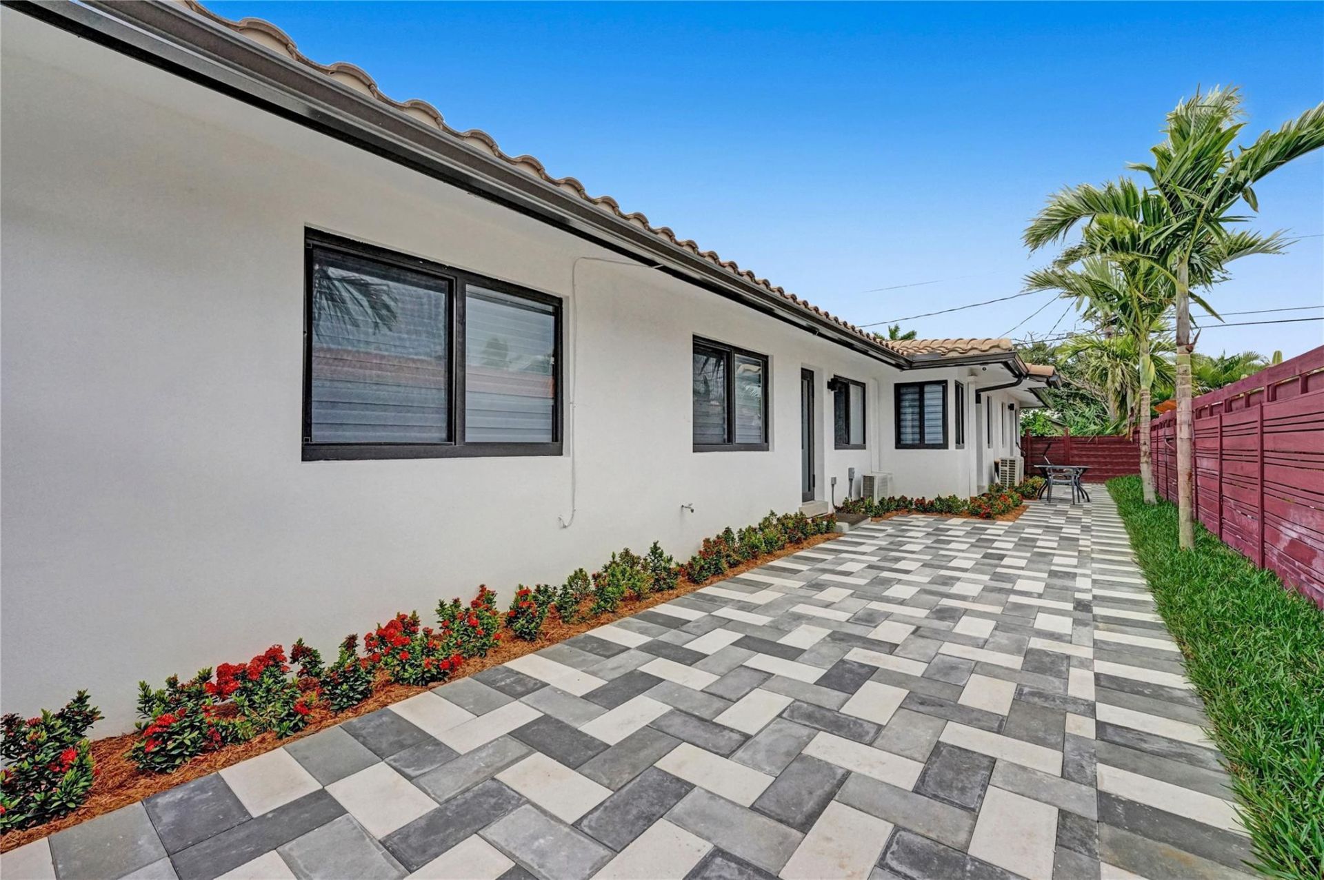 4536 Poinciana Street, Unit 2, Lauderdale by the Sea, FL 33308 Photo