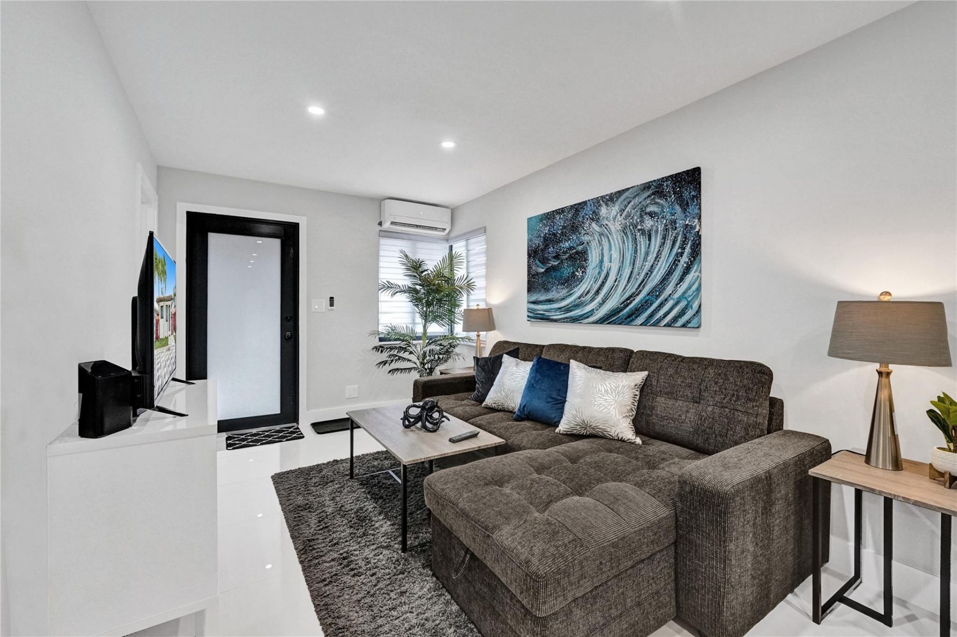 4536 Poinciana Street, Unit 2, Lauderdale by the Sea, FL 33308 Photo