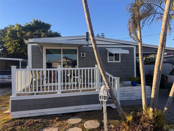 8709 SW 15th Street, Davie, FL 33324